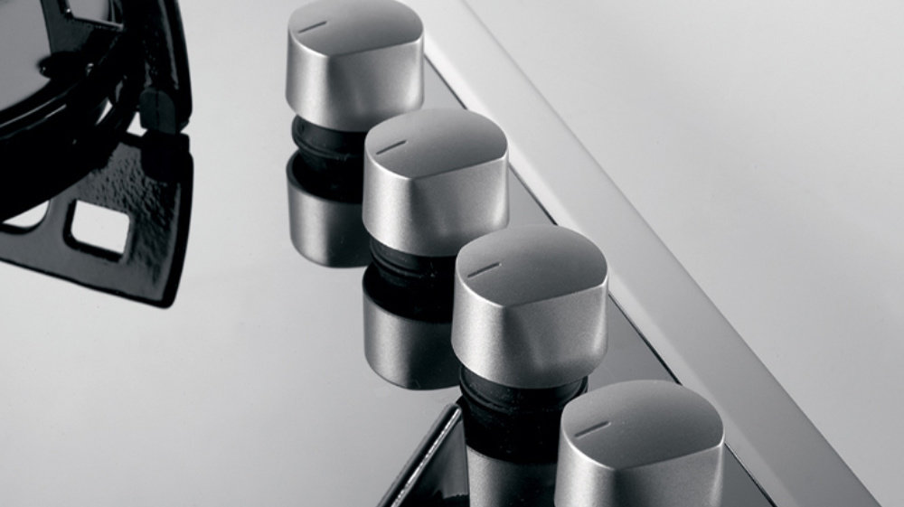 Płyta gazowa CANDY CVG64SPB - Zapalarka w  pokrętłach