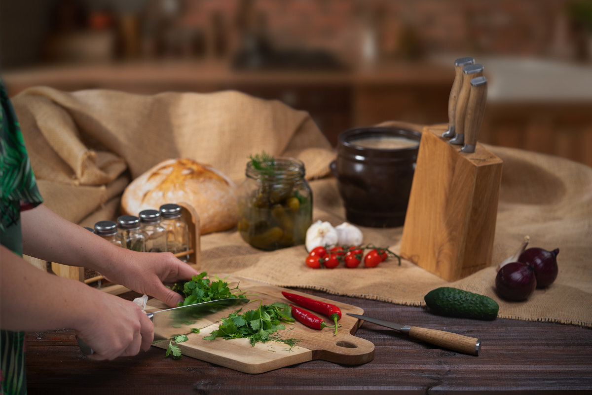 Zestaw noży GÖTZE & JENSEN KN700 noz szefa kuchni kuchenny do pieczywa uniwersalny do warzyw i owocow