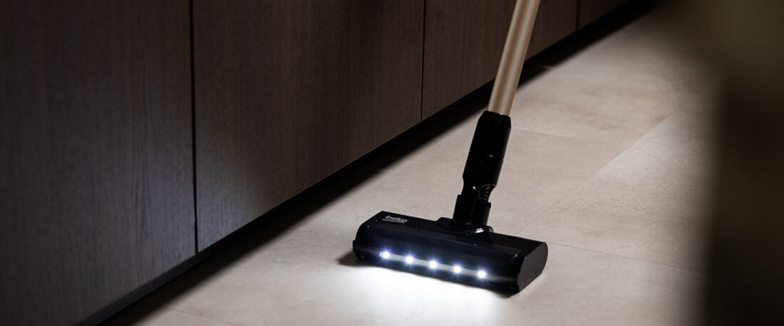 Odkurzacz BEKO Slimclean VRT66421VC Długi czas pracy na baterii Bateria litowo-jonowa Stan naładowania sygnalizują diody LED wygoda komfort korzystanie użytkowanie