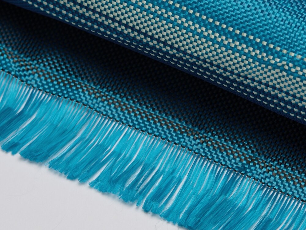 Etui PITAKA Ultra-Slim MagSafe
                włókno aramidowe w przybliżeniu
                włókno aramidowe klasa lotnicza pięć razy mocniejsze od stali zabezpiecza telefon nie zwiększa gabarytów cienkie lekkie etui