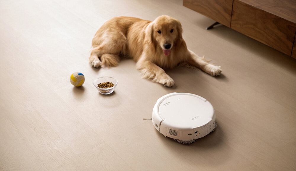 Robot sprzątający DJI Romo S Dostosowanie do pomieszczeń dozuje detergent lub wraca do stacji bazowej skutecznie zbierając sierść bezpiecznie je omija, zapobiegając przenoszeniu zabrudzeń myje pady suszy je i filtruje pojemnik na kurz higiena porządek