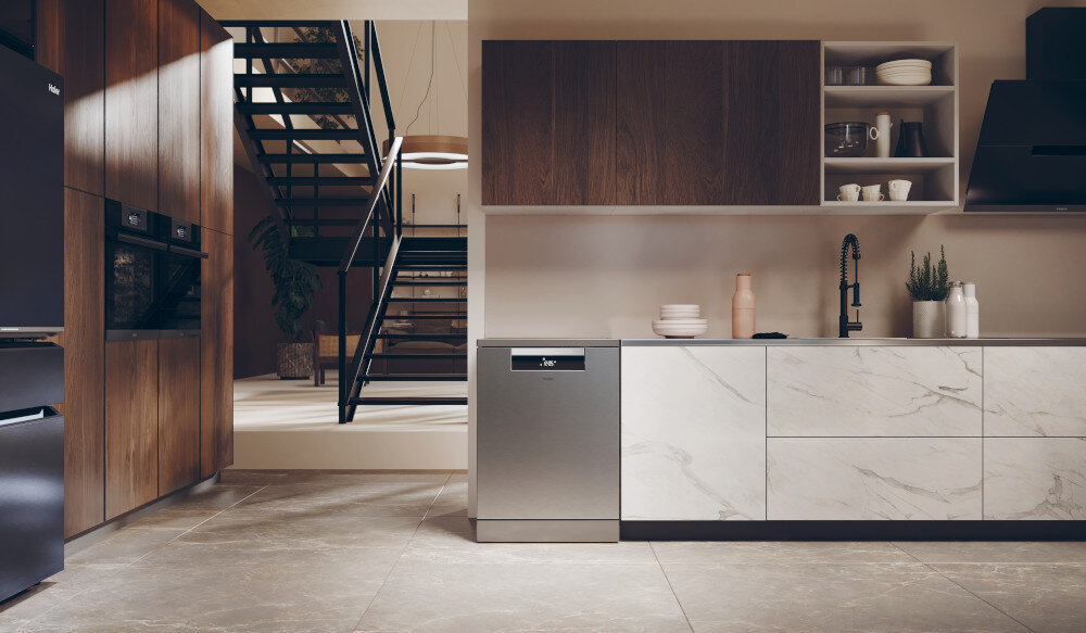 ZMYWARKA HAIER I-PRO SHINE XF 4A4M4PX AI SMART zdjęcie lifestyle  zdjęcie lifestyle kuchnia meble zabudowa zamknięta front panel Czyste i suche w 20' Większa moc i zasięg wody Opóźnienie startu do 24 h Regulacja górnego kosza Easy Click Automatyczne otwieranie drzwi po zakończeniu cyklu Cicha praca dba o spokój domowników 42 dB System Total Water Block aplikacja hOn Program Intensywny