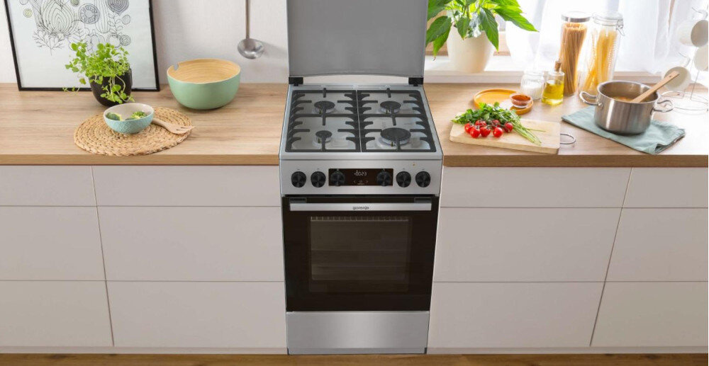 KUCHNIA GORENJE MEKS5141XM gładka powłoka powierzchnia SilverMatte 11 programów pojemność 70 litów wytrzymała odporna temperatury łatwe czyszczenie szuflada dodatkowe miejsce BigSpace XXL Innowacyjna konstrukcja większa przestronność równomierne przygotowanie potraw wszystkie poziomy czyszczenie parowe AquaClean woda usuwanie zabrudzeń para wodna dokładne czyszczenie świeżość czystość obieg powietrza technologia MultiAir rozprowadzenie powietrza cyrkulacja pieczenie wiele poziomów ExtraSteam parowe środowisko wyrośnięty chleb Chrupiąca skórka wypieczenie woda płytka taca rozmrażanie FrozenBake równomierne dokładnie oszczędza czas Air Fry beztłuszczowe zdrowe pieczenie chrupiące bez dodatkowych kalorii złocista skórka mięso ryby