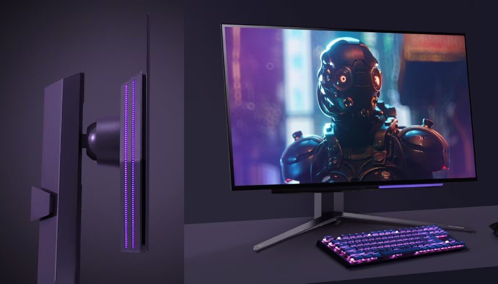 Monitor LG UltraGear 27GS95QE-B.AEU Widok monitora z boku – cienka konstrukcja i podświetlenie LED na tylnej części obudowy, ramka, podświetlenie, regulowana podstawa, pivot
