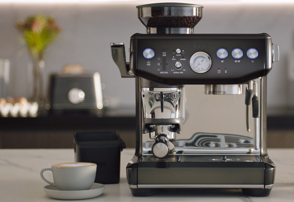 Ekspres SAGE The Barista SES876BST4EEU1 wydajne blyskawiczne dzialanie moc 1850 W