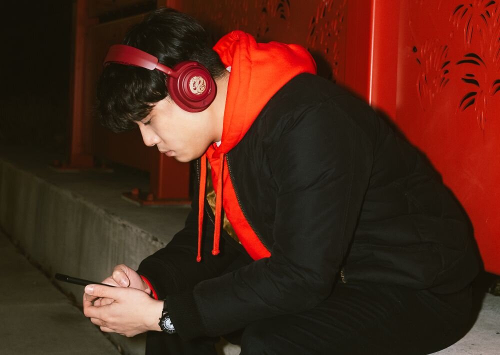 Słuchawki Arctis Nova 7 Dragon Edition regulacja waga pianka air weave powłoka PVD