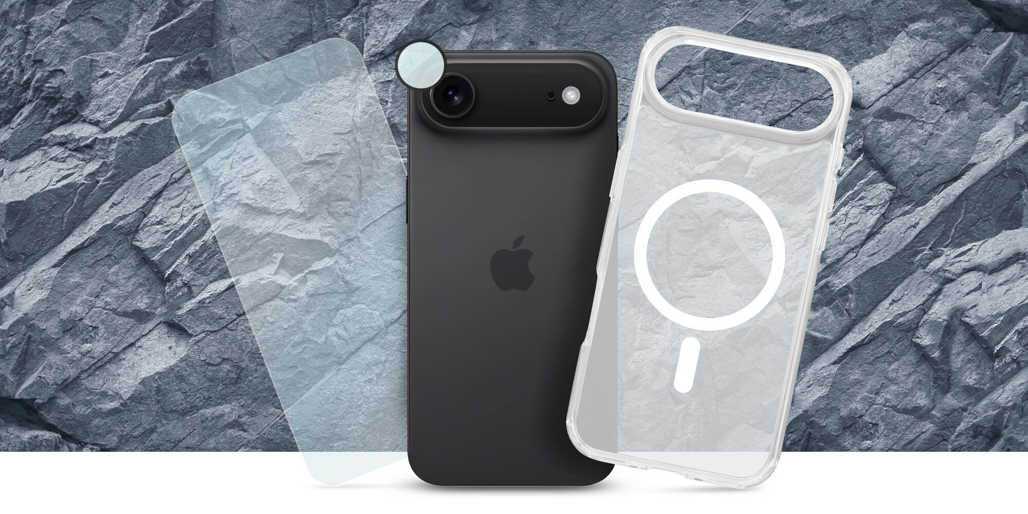 Smartfon widziany z tyłu z nałożonym przezroczystym etui i osobną osłoną aparatów oraz szkłem ochronnym obok