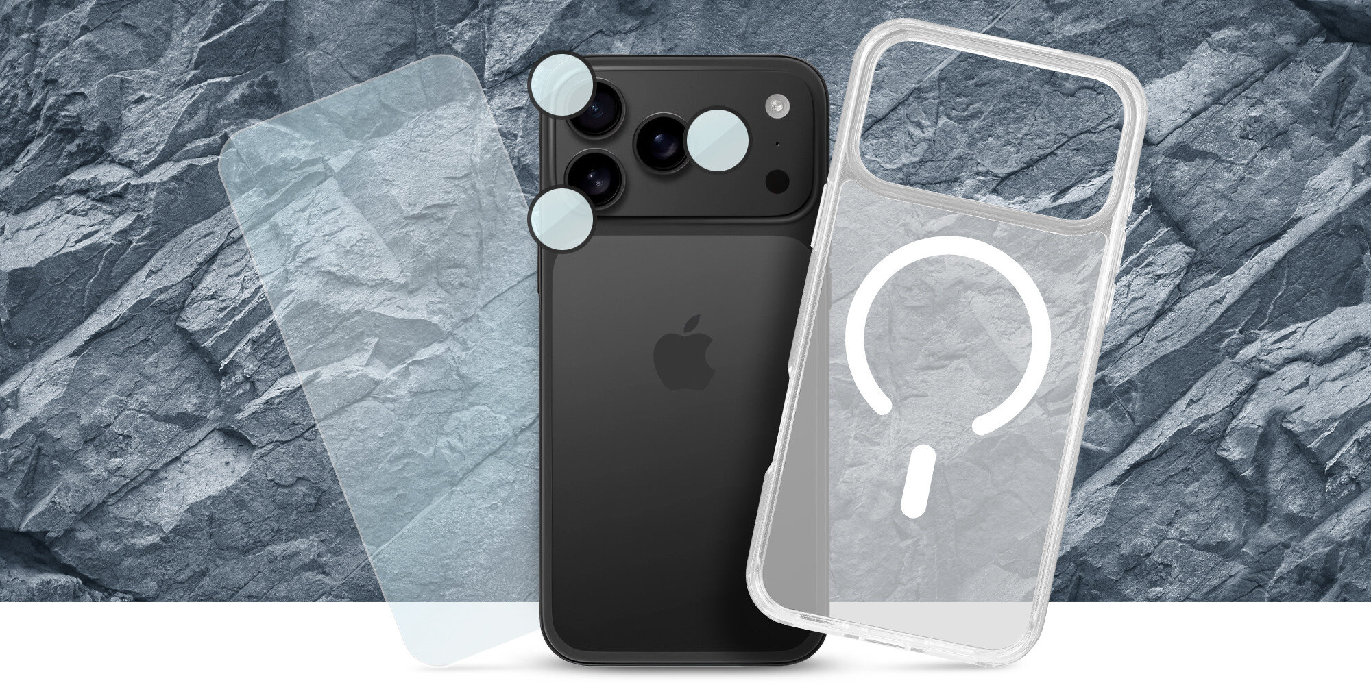 Smartfon widziany z tyłu z nałożonym przezroczystym etui i osobną osłoną aparatów oraz szkłem ochronnym obok