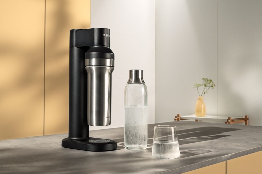 Saturator BRITA SodaTrio Czarny elegancki design, do każdego wnętrza