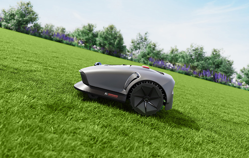 Robot koszący DREAME Mova 600 robot a trawie jedzie pod górkę w tle drzewa i niebo możliwości personalizacji wzorów w aplikacji tworzenie oryginalnych wzorów koszenia litery serca dostosować harmonogram pracy robota do zmieniającego się tempa wzrostu trawy