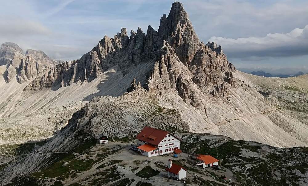 Panorama gór, zdjęcie wykonane obiektywem 50 MP