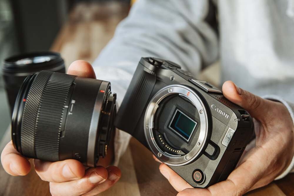 Aparat CANON EOS R50 V zdejmowany obiektyw