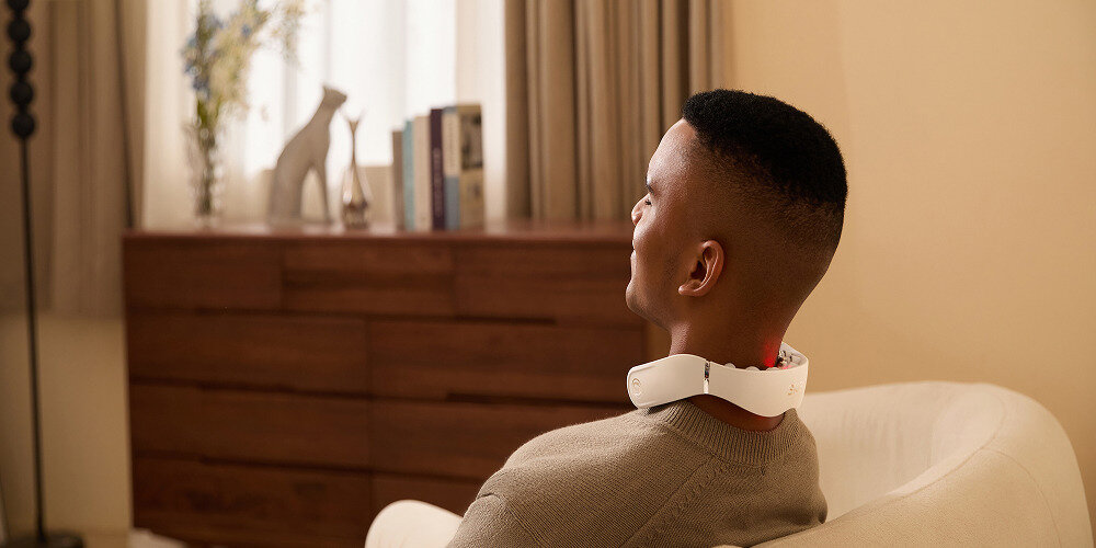 Masażer do karku SKG GS500-N Profesjonalny masaż w domu 10 trybów masażu 9 poziomów pulsacji trzy stopnie ogrzewania 6 głowic masujących