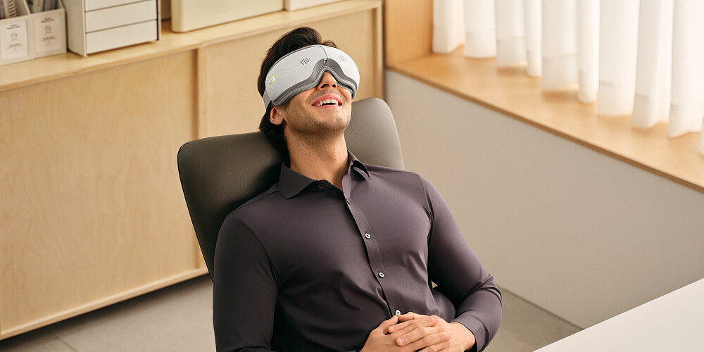 Masażer do oczu SKG ES500 Biały prezentacja design wizualizacja wygląd ulga dla zmęczonych oczu