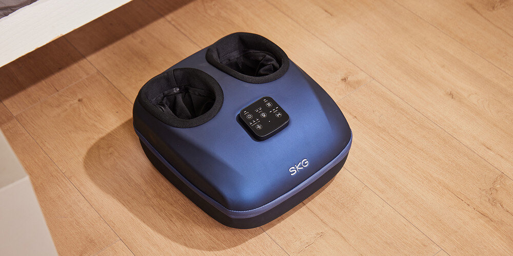Masażer do stóp SKG YS100 Higiena i pełna wygoda  dopracowana pod kątem ergonomii i higieny Oddychająca wyściółka zapinana jest na zamek miękka osłona przy kostkach zapobiega uciskowi
