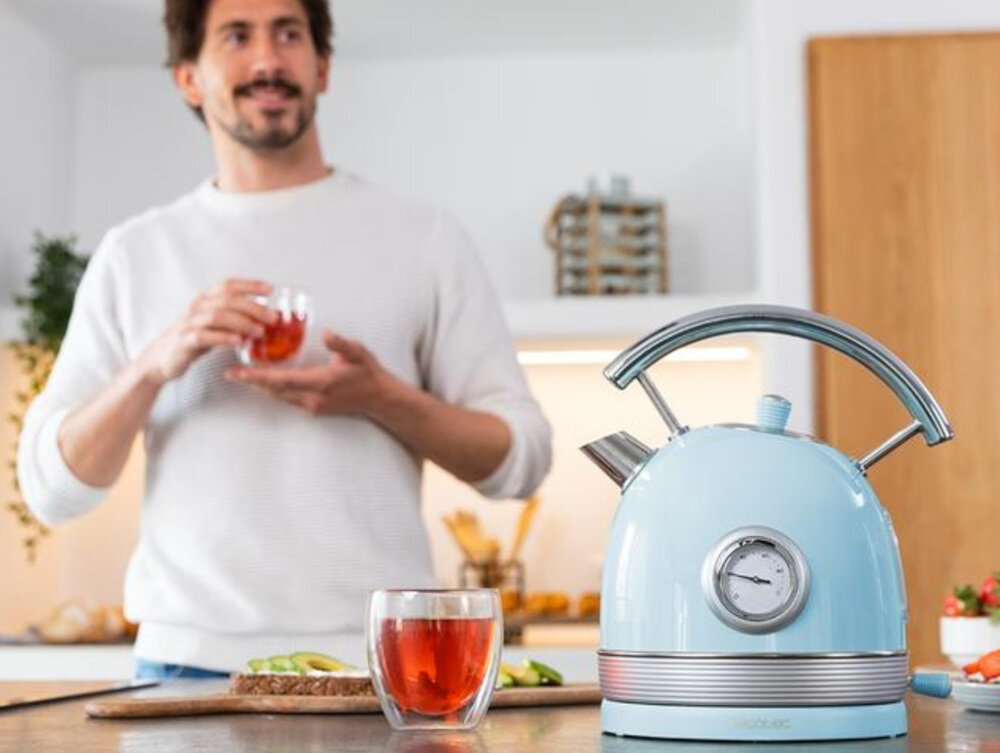 Czajnik CECOTEC ThermoSense 420 Vintage Błękitny wygląd design tło prezentacja wizualizacja Styl w Twojej kuchni