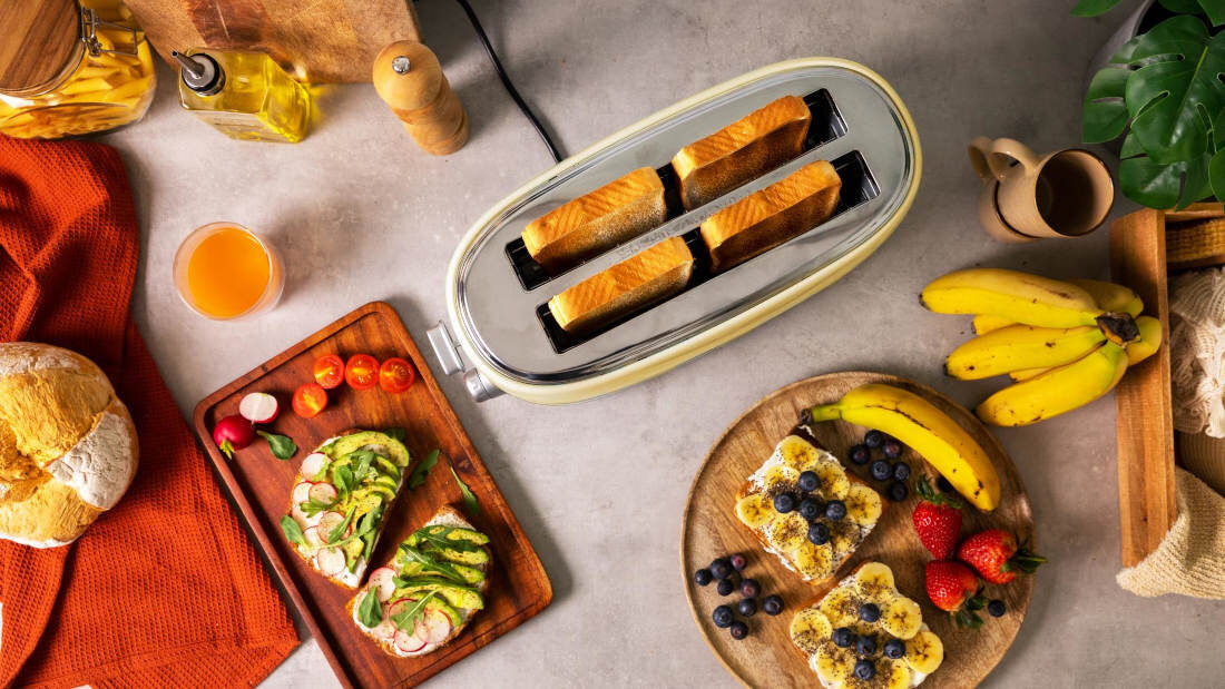 Toster CECOTEC Toast&Taste 1600 Retro Double Beżowy Dwie długie i szerokie szczeliny cztery kromki jednocześnie bez kilku cykli opiekania Szerokość szczelin 3,8 cm automatyczne centrowanie pieczywa
