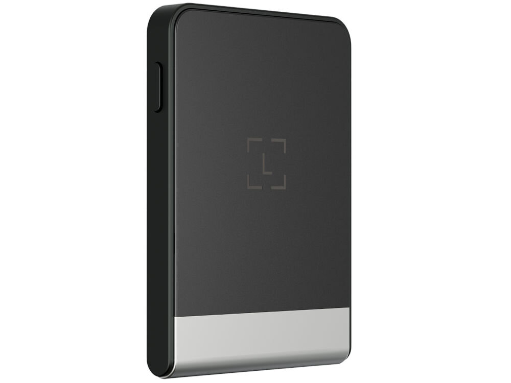 Portfel kryptowalut LEDGER Flex Ujęcie z boku, na którym widoczny jest sam Ledger Stax w pozycji pionowej. Urządzenie ma czarny korpus z zaokrąglonymi krawędziami i charakterystyczny, jasnozielono-turkusowy akcent u dołu, co nadaje mu nowoczesny wygląd.