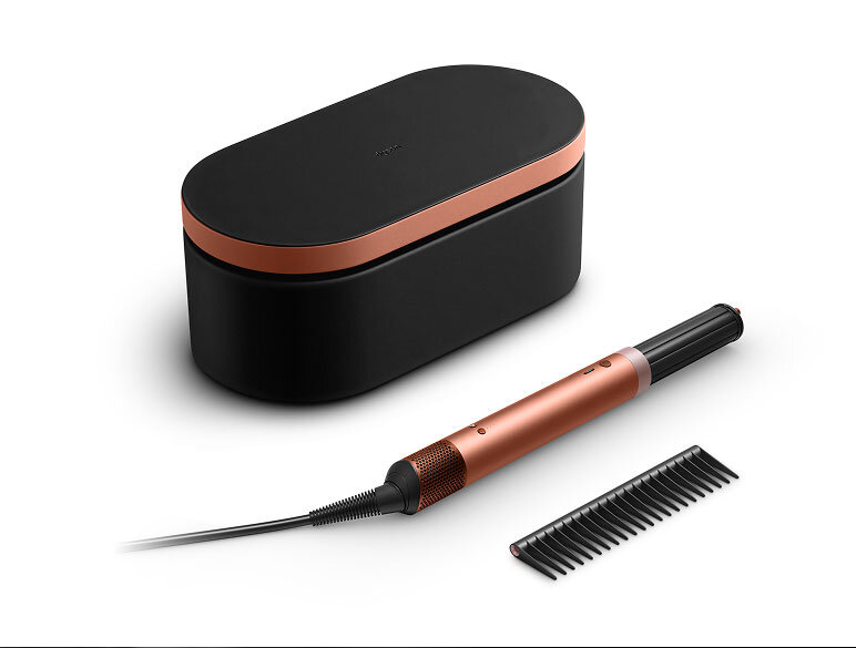 Etui prezentowe, multistyler z założoną końcówką cylindryczną i grzebień z szerokimi zębami na blacie. Wersja mobile.
