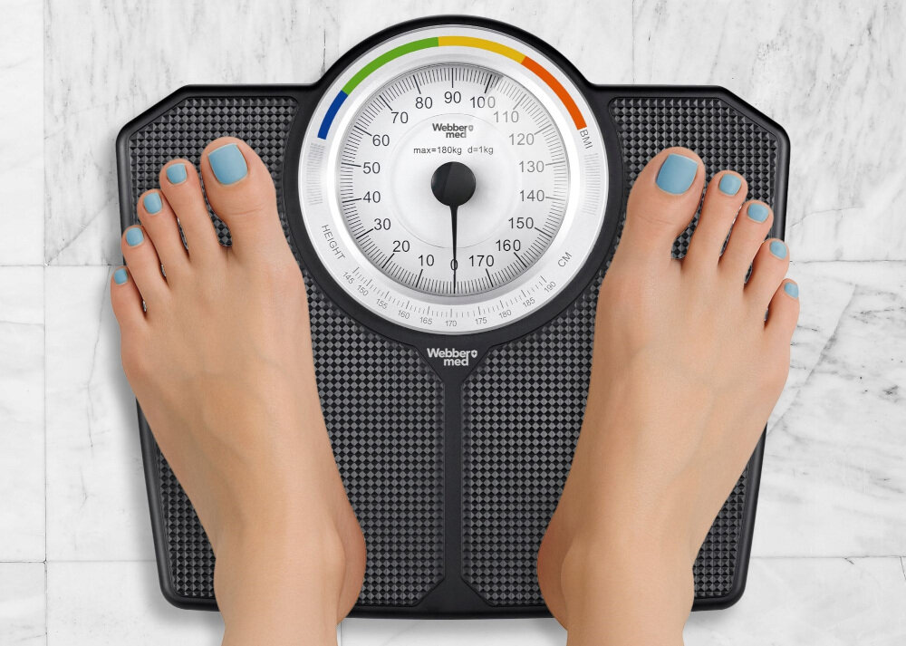 Waga łazienkowa WEBBERMED DT605T Precyzja na co dzień wygląd wizualizacja prezentacja design tło