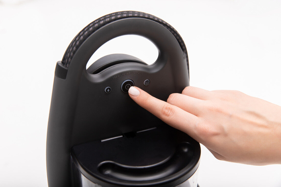 Generator pary LAURASTAR Lift Xtra Titan system automatycznego wyłączania czas wyjmowany zbiornik pojemność 1,1 l