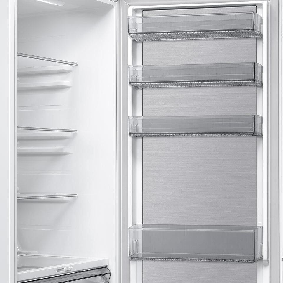 Otwarte wnętrze jednodrzwiowej chłodziarki BRR29703EWW z oferty sklepu Media Expert Otwarte wnętrze jednodrzwiowej chłodziarki BRR29703EWW z oferty sklepu Media Expert