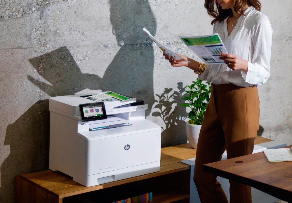 Urządzenie wielofunkcyjne HP Color LaserJet Pro M479dw Druk w kolorze, Automatyczny druk dwustronny, Wi-Fi zastosowanie opis