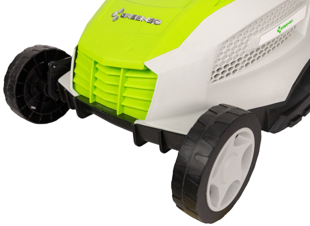 Kosiarka elektryczna GREENSO KE42-1800 1800W wytrzymale kola spore gabaryty zmniejszaja opory toczenia tylne kola wieksze od przednich proste manewrowanie latwe prowadzenie