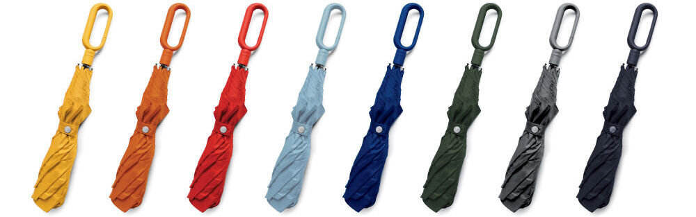 Parasolka LEXON Mini Hook LU21LL Jasnofioletowy, średnica, ramiona, czasza, bezpieczeństwo, na białym tle złożone parasolki w różnego rodzaju dostępnych kolorach