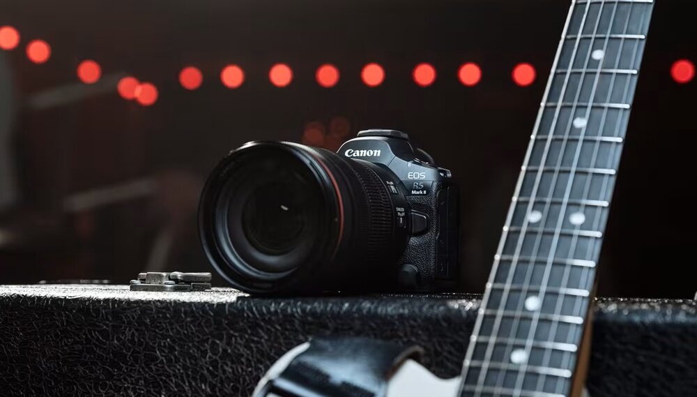 Canon EOS R5 Mark II aparat korpus kreatywna praca