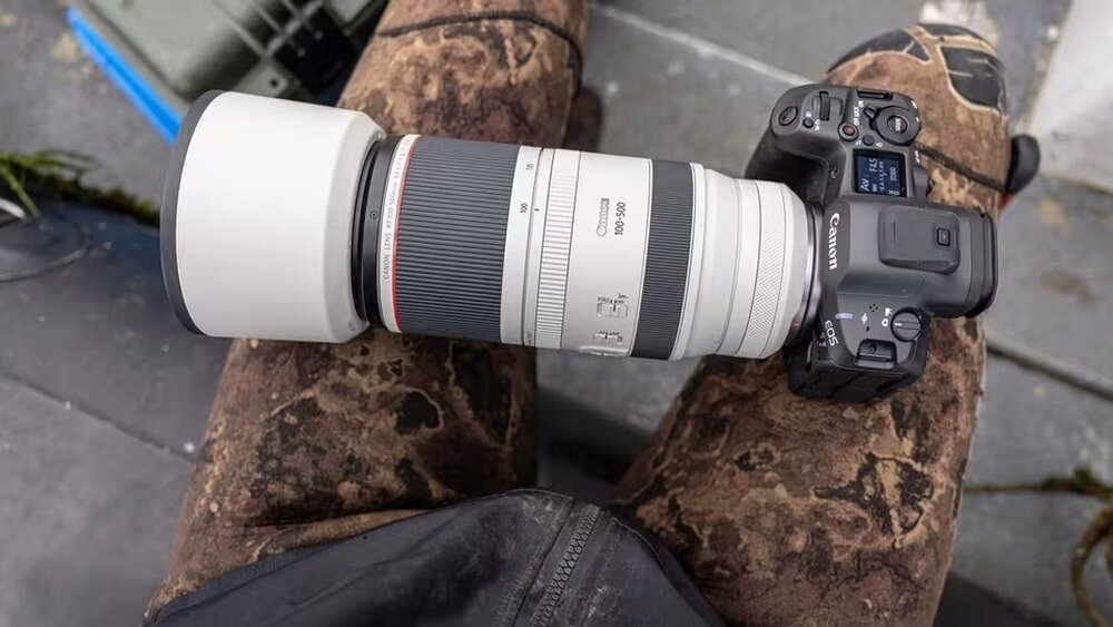 Canon EOS R5 Mark II obudowa magnezowa uszczelniona konstrukcja odporność