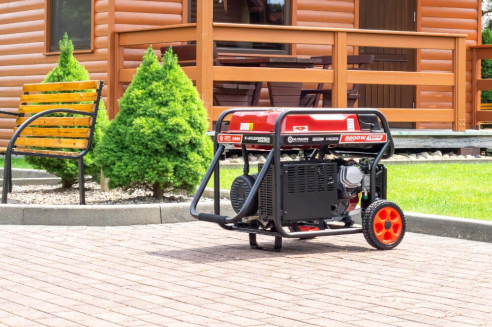 Agregat prądotwórczy KALTMANN K-PGB11000FP EUR5 zdjęcie lifestyle Moc do 8000 W Silnik o pojemności 459 cm³