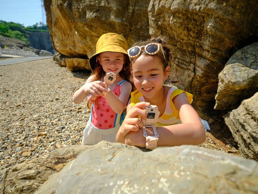 Smartwatch IMOO Watch Phone X10 śledzenie położenia w czasie rzeczywistym procesor Qualcomm Snapdragon Wear 4100  