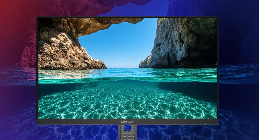 Monitor LENOVO Legion 27QD-10 27 cali 2560x1440px IPS 240Hz 0.5 ms [MPRT] prezentacja monitora od przodu na ekranie krajobraz z wodą tło fioletowy gradient przekątna rozdzielczość wysoka szczegółowość