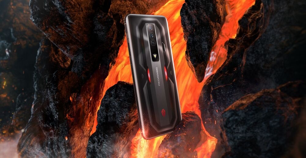 Smartfon NUBIA Red Magic 7  ekran bateria aparat procesor ram pamięć pojemność rozdzielczość zdjęcia filmy opis dane cechy blokady system łączność wifi bluetooth obudowa szkło odporność porty muzyka transfer sieć przekątna matryca waga czujniki