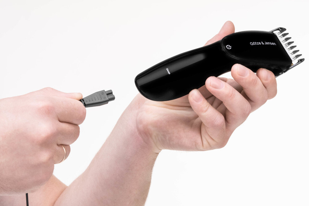 Strzyżarka GÖTZE & JENSEN CL900 bezprzewodowa 6 nakładek akumulator pojemnosc czas pracy ladowanie