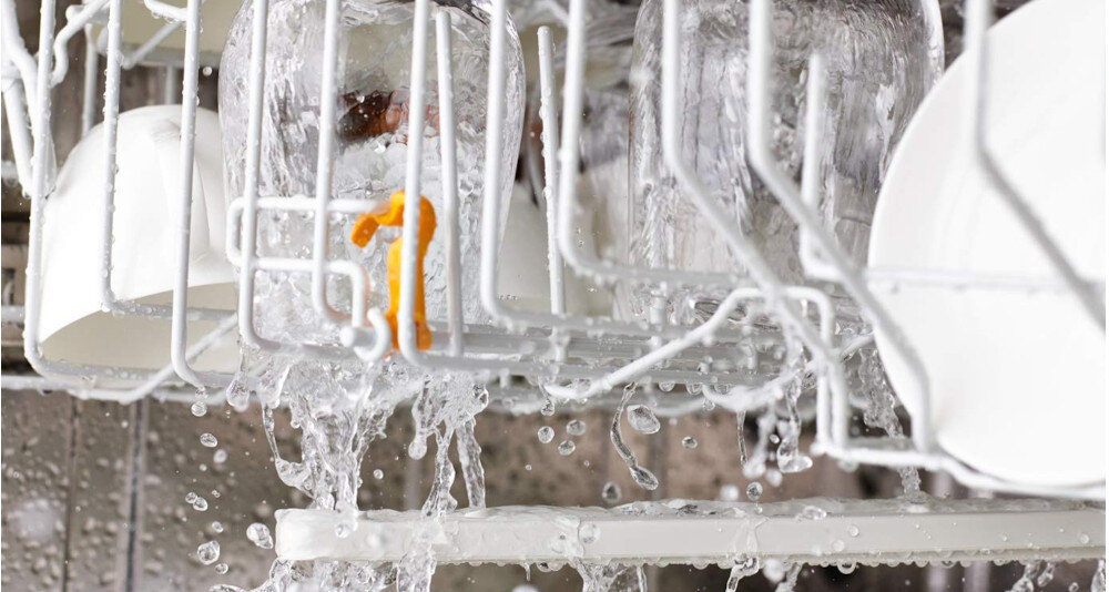 ZMYWARKA MIELE G 7600 SCI płukanie świeża woda higiena czystość końcowe płukanie usuwanie resztek detergentów bez osadu