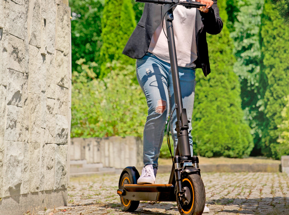 Hulajnoga elektryczna X-Rider M10 Czarny sygnal dzwiekowy tempomat