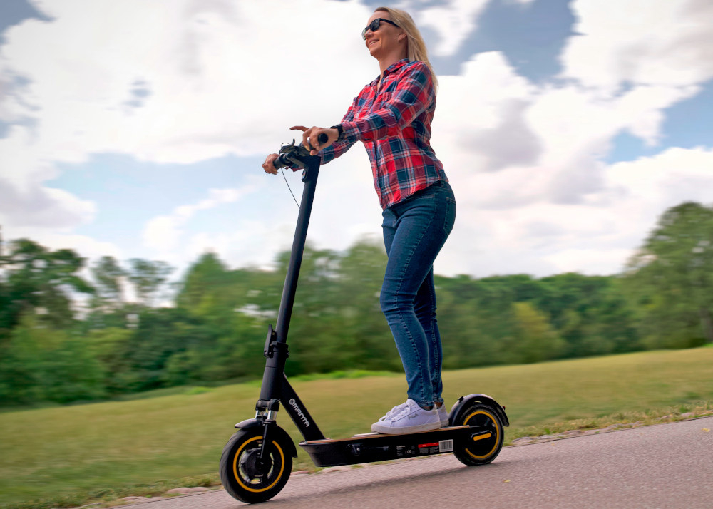 Hulajnoga elektryczna X-Rider M10 Czarny hamulec bebnowy na przedniej osi tylny hamulec elektryczny skuteczne bezpieczne hamowanie