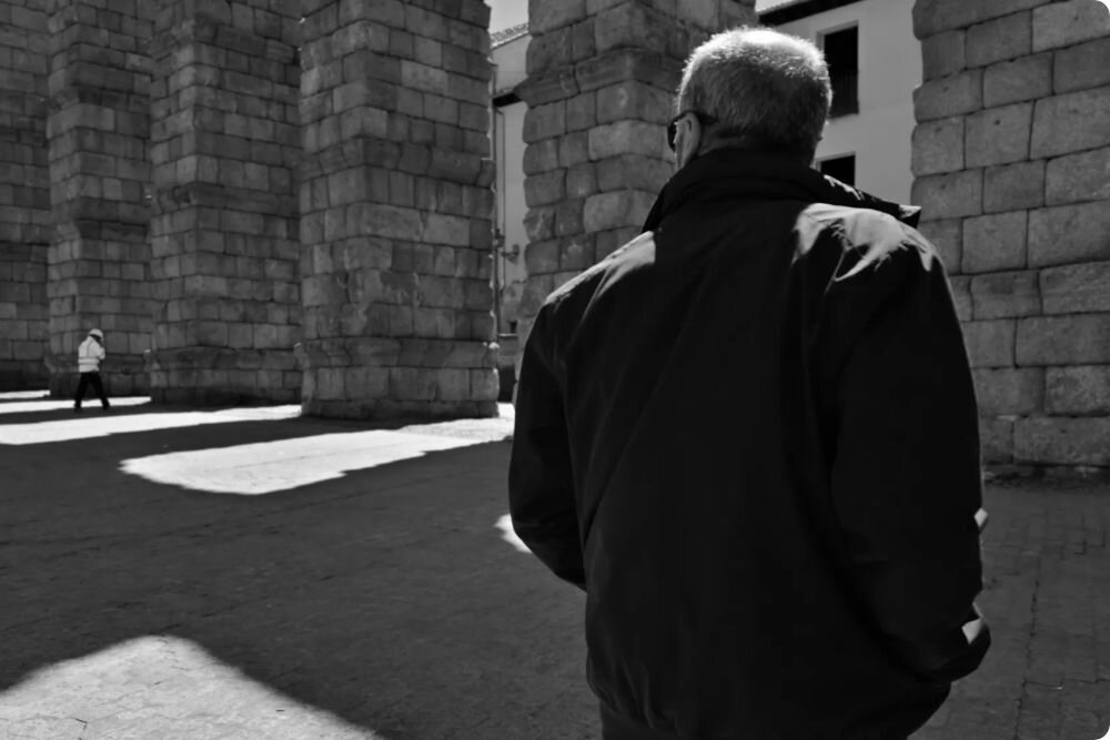 Smartfon VIVO X200 Pro 5G 16/512GB 6.78 120Hz Tytanowy ogniskowe od 23 mm do 135 mm portrety efekt bokeh zeiss