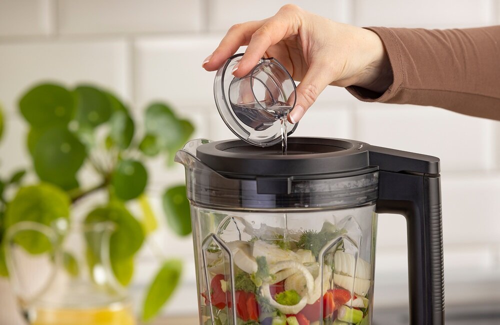 Blender kielichowy GORENJE BP1500DE wbudowana miarka, dokładne odmierzenie składników, oszczędność czasu, pewne i wygodne blendowanie