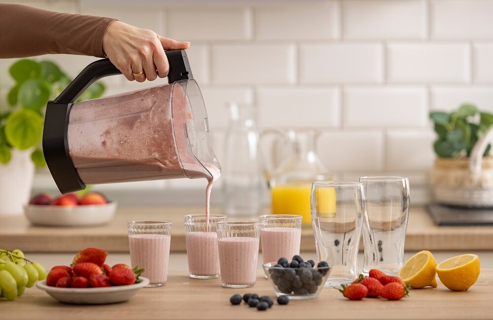 Blender kielichowy GORENJE BP1500DE wtrzymały dzbanek, duże partie ulubionych potraw, lekkość, bezpieczeństwo, wydajny i trwały