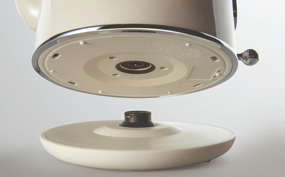 Czajnik GORENJE K17CLIN Obrotowa podstawa 360° Przewód zasilający ułatwienie