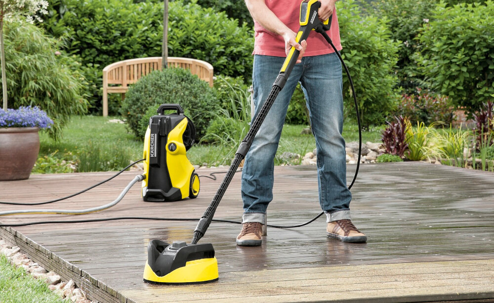 Szczotka KARCHER T-Racer T 350 2.643-252.0 do efektywnego czyszczenia bez rozprysków w kątach i załamaniach zintegrowana dysza płucząca