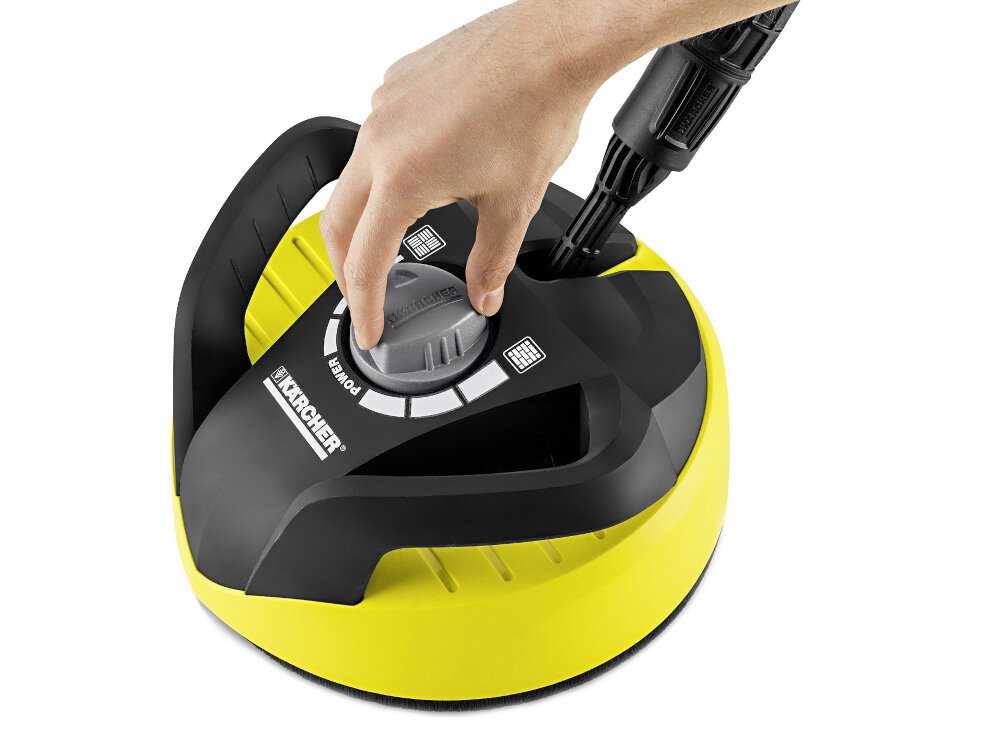 Szczotka KARCHER T-Racer T 350 2.643-252.0 dwie płaskie dysze na obracającym się śmigle doskonała wydajność powierzchniowa wbudowany uchwy do czyszczenia powierzchni pionowych płynna regulacja strumienia wody dostosowanie ciśnienia szczotki do rodzaju czyszczonej powierzchni