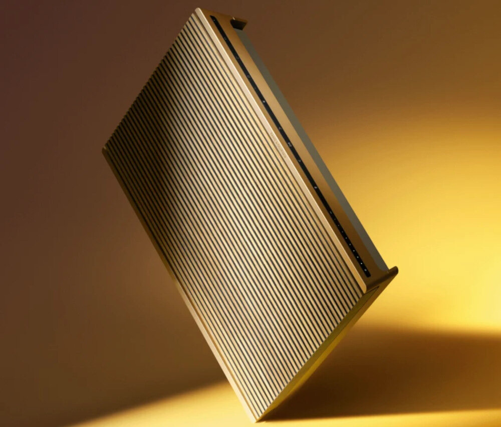 Głośnik multiroom BANG & OLUFSEN Beosound Level Złoty dźwięk wysoka jakość brzmienie łączność połączenie ładowanie wizualne aplikacja  