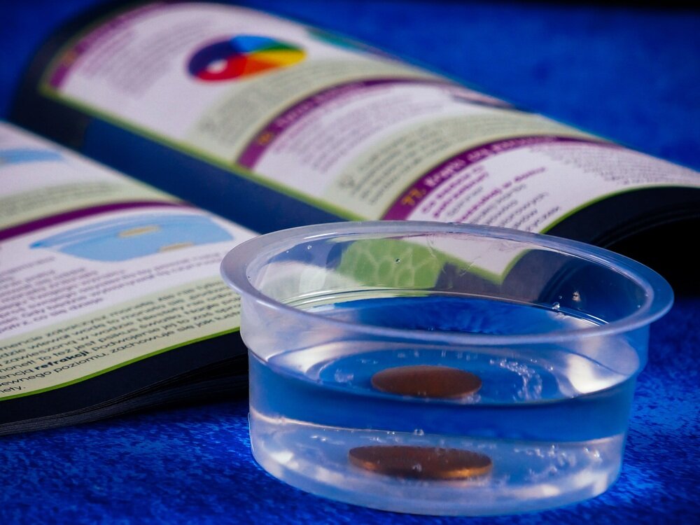 Zestaw edukacyjny LISCIANI I-m a Genius Wielkie Laboratorium Badań Naukowych 304-PL89338 bezpieczne i wygodne użytkowanie, bez ryzyka, z rodzicami lub samodzielnie, rozwijanie ciekawości świata