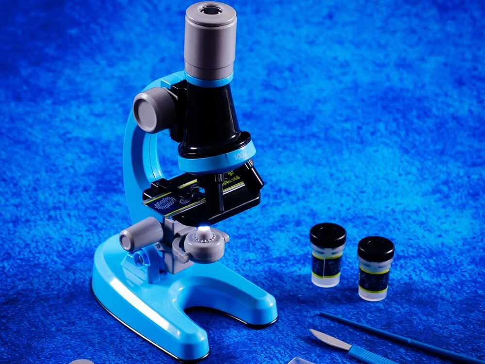 Zestaw edukacyjny LISCIANI I-m a Genius Wielkie Laboratorium Badań Naukowych 304-PL89338 akcesoria laboratoryjne, materiały, do różnych doświadczeń, nauka