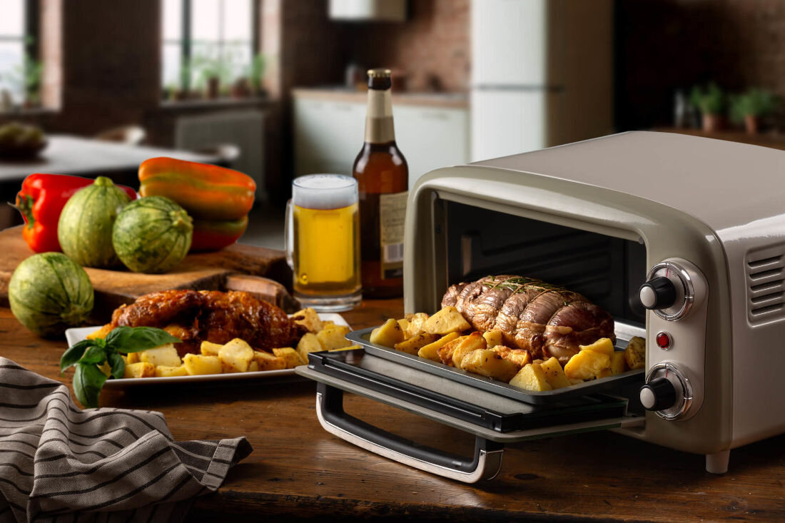 Mini piekarnik ARIETE Vintage 3919/04 Zielony Wszechstronne zastosowanie piec, zapiekać i podgrzewać potrawy Wbudowany timer do 60 minut z sygnałem dźwiękowym kontrola potrawy informacja proces