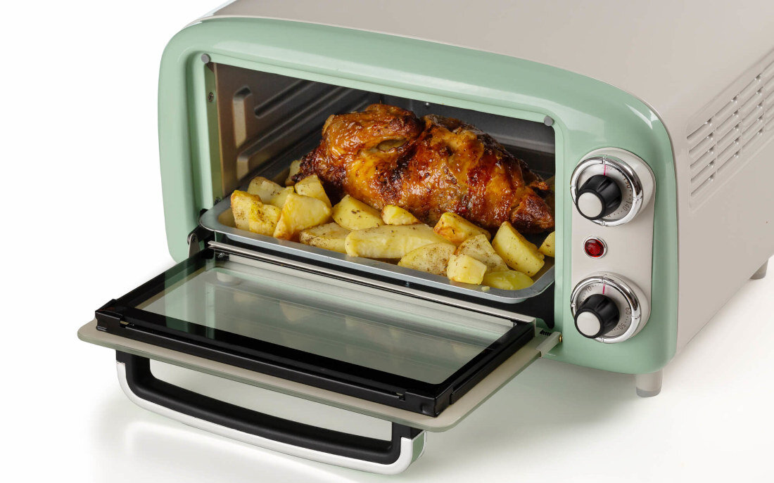 Mini piekarnik ARIETE Vintage 3919/04 Zielony Stylowy element kuchni Linia Vintage funkcjonalność z estetyką retro Pastelowe kolory eleganckie pokrętła klasyczne detale